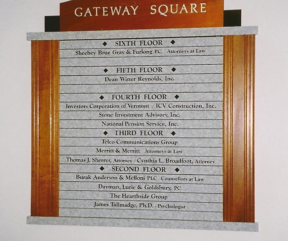 Gateway square 30 Main sign