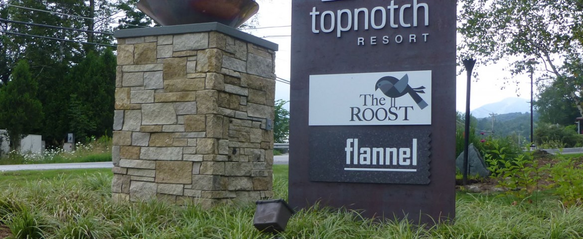 Topnotch Resort Sign