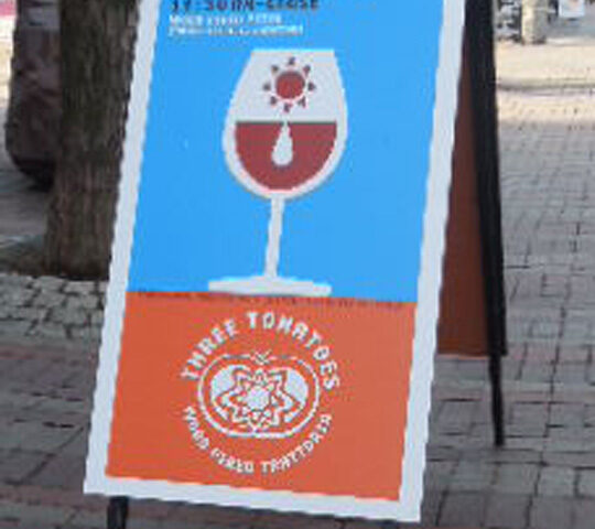 Three Tomatoes VT sign